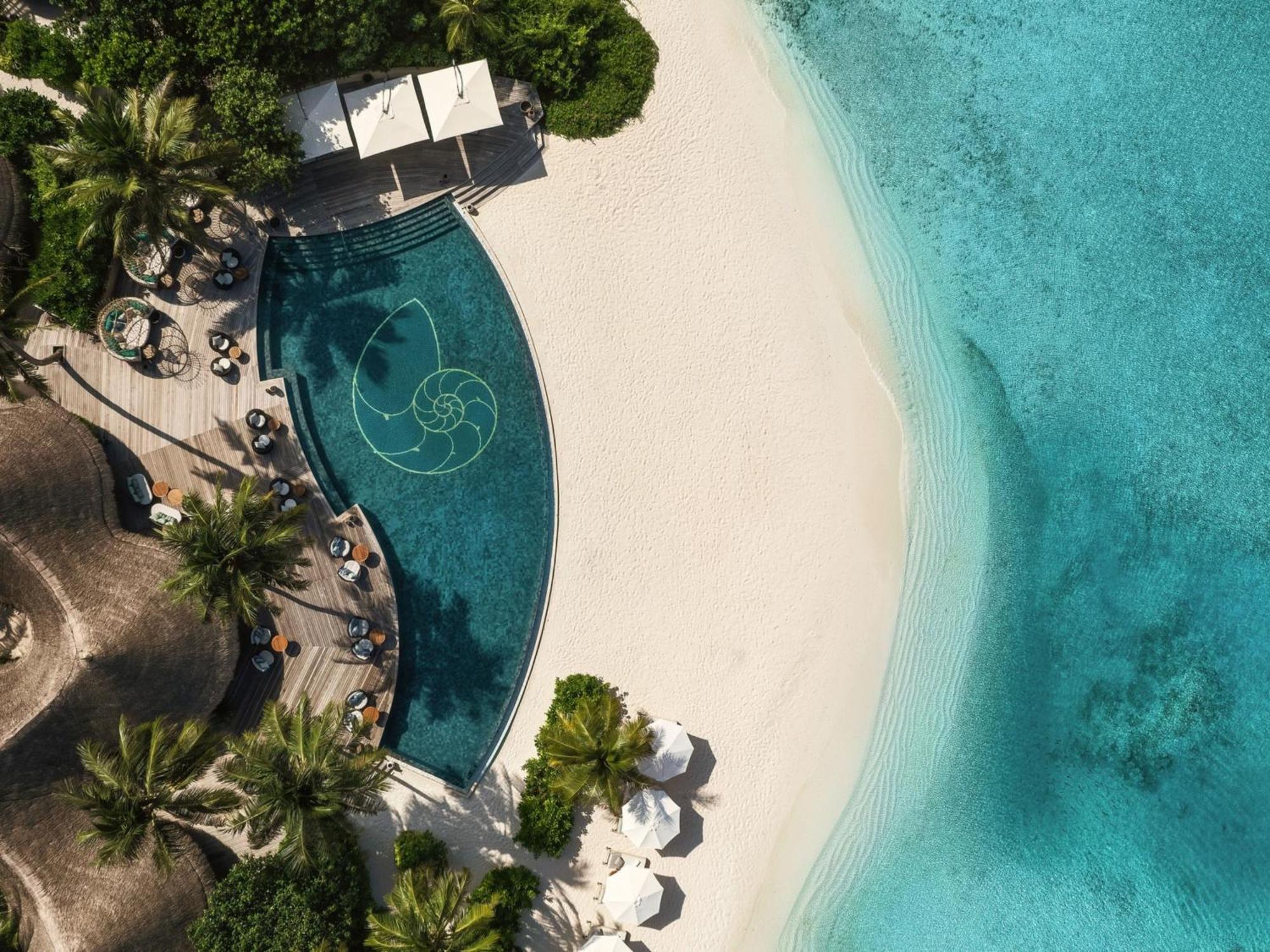 The Nautilus Maldives Ξενοδοχείο Kamadhoo Εξωτερικό φωτογραφία